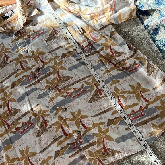 Woolrich Men’s Premium Hawaiian Short Sleeve Button Down Shirt - XL - Picture 7 of 7